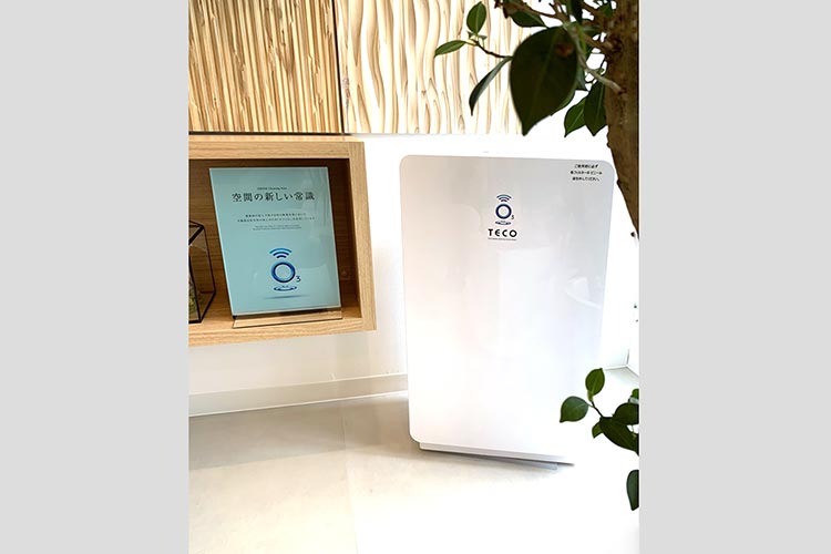 オゾン発生器（待合室）